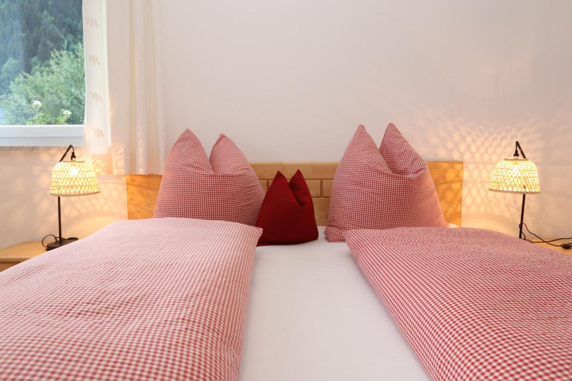 Appartement Haensel & Gretel 웨르펜웽 외부 사진
